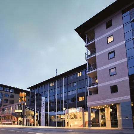 Radisson Blu Limfjord Hotel, Hotell