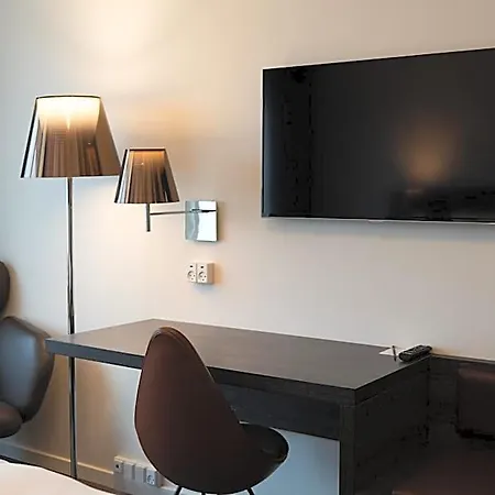 Radisson Blu Limfjord Hotel, 4* Ольборг